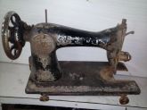 maquina de costura antiga